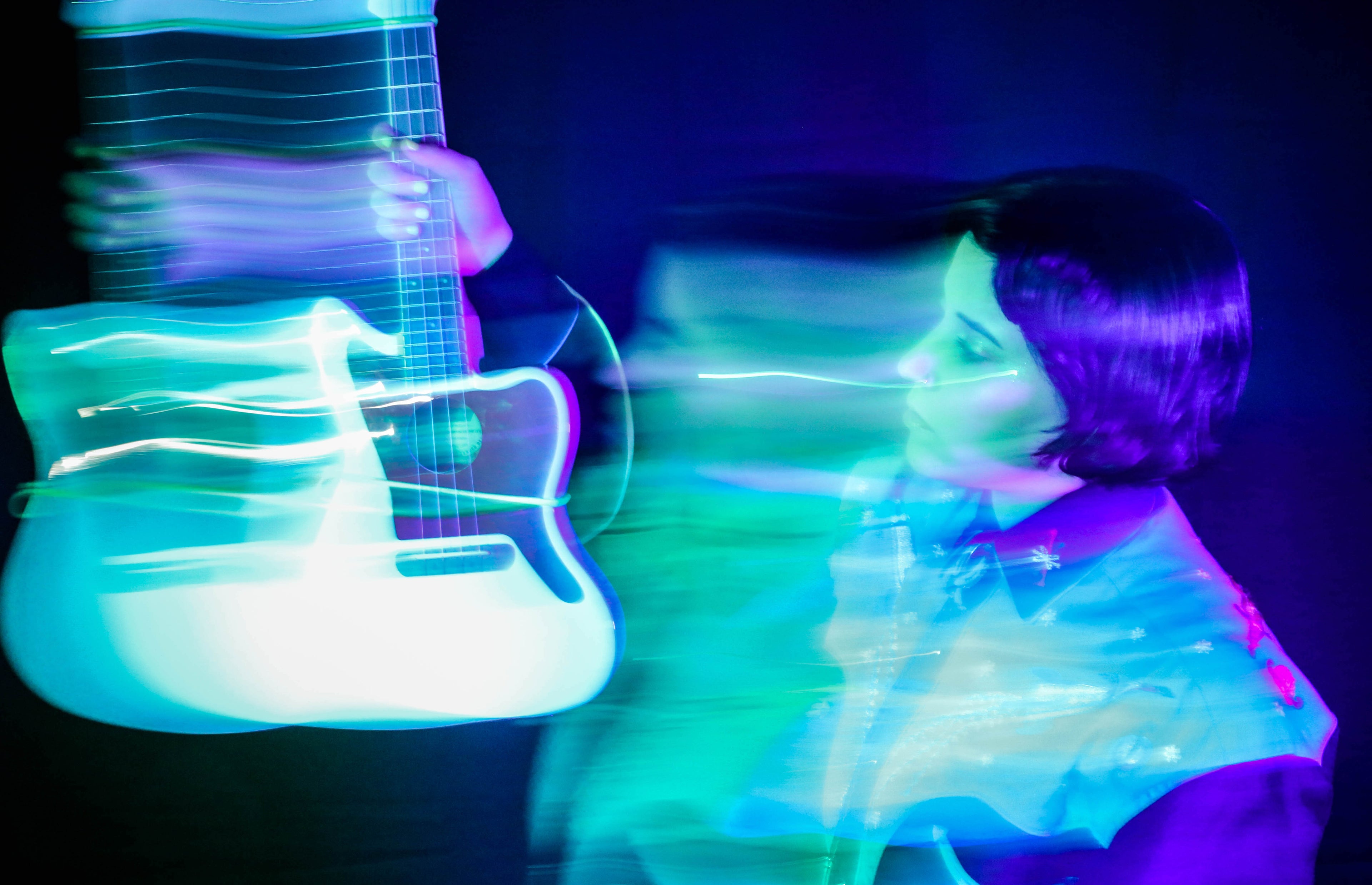 Load video: New single &quot;Pedacitos&quot; out now!